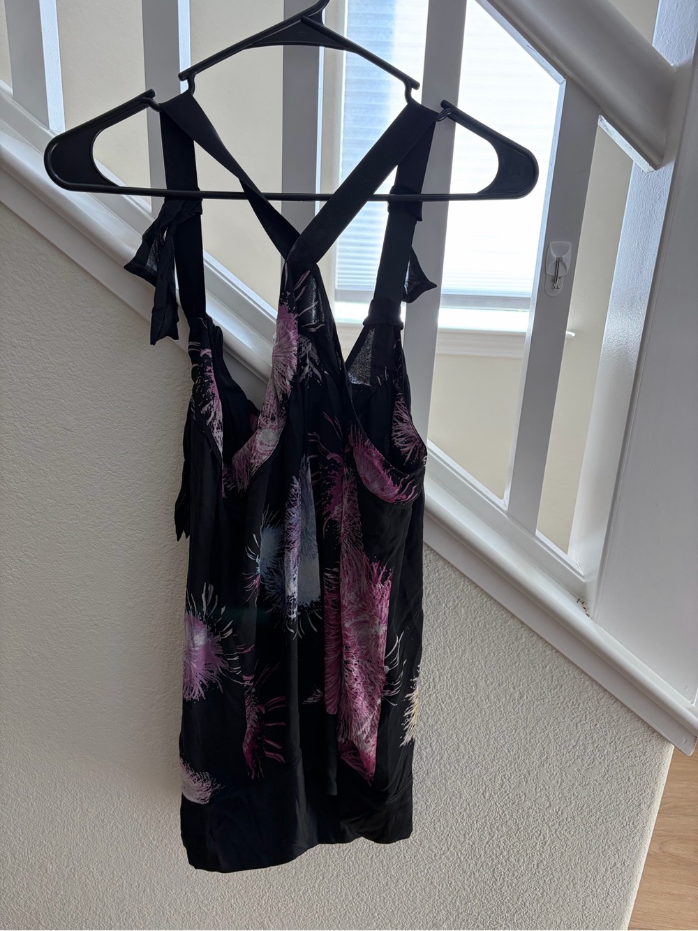 Diane Von Furstenberg Black Sleeveless Blouse with Purple & Blue Burst Print - Picture 5 of 5